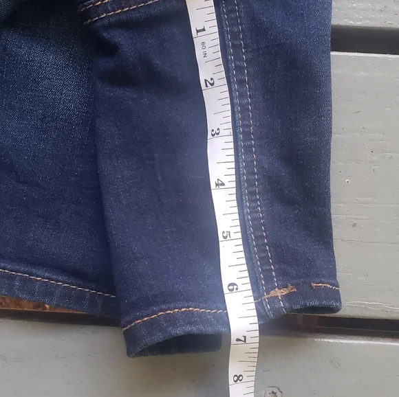 C EST 1946 Denim women's hi-rise denim shorts - Picture 4 of 6